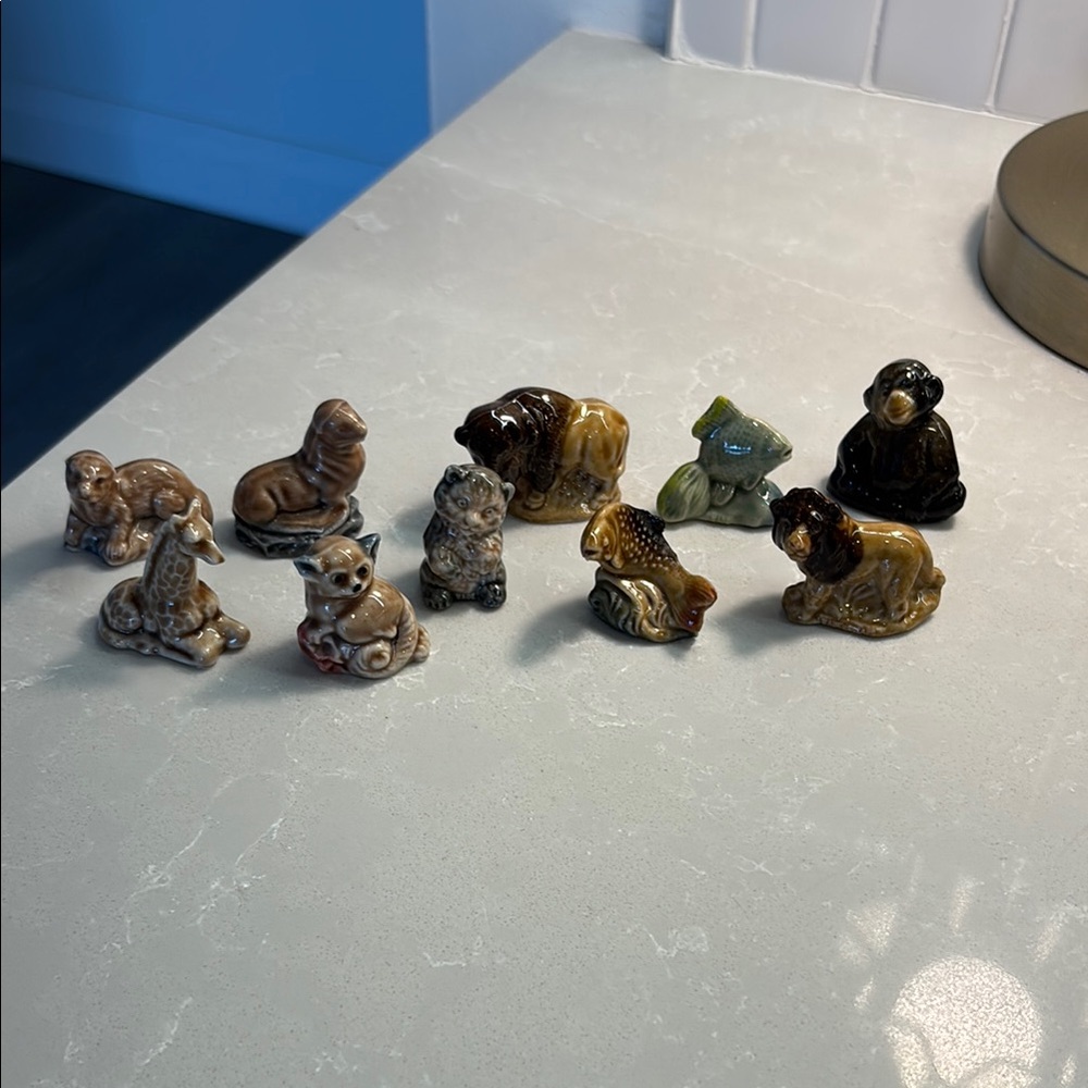 Set of 10 assorted Wade Whimsies animals